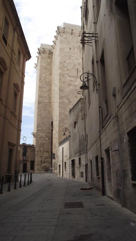 Cagliari Affittacamere Castello Esterno foto